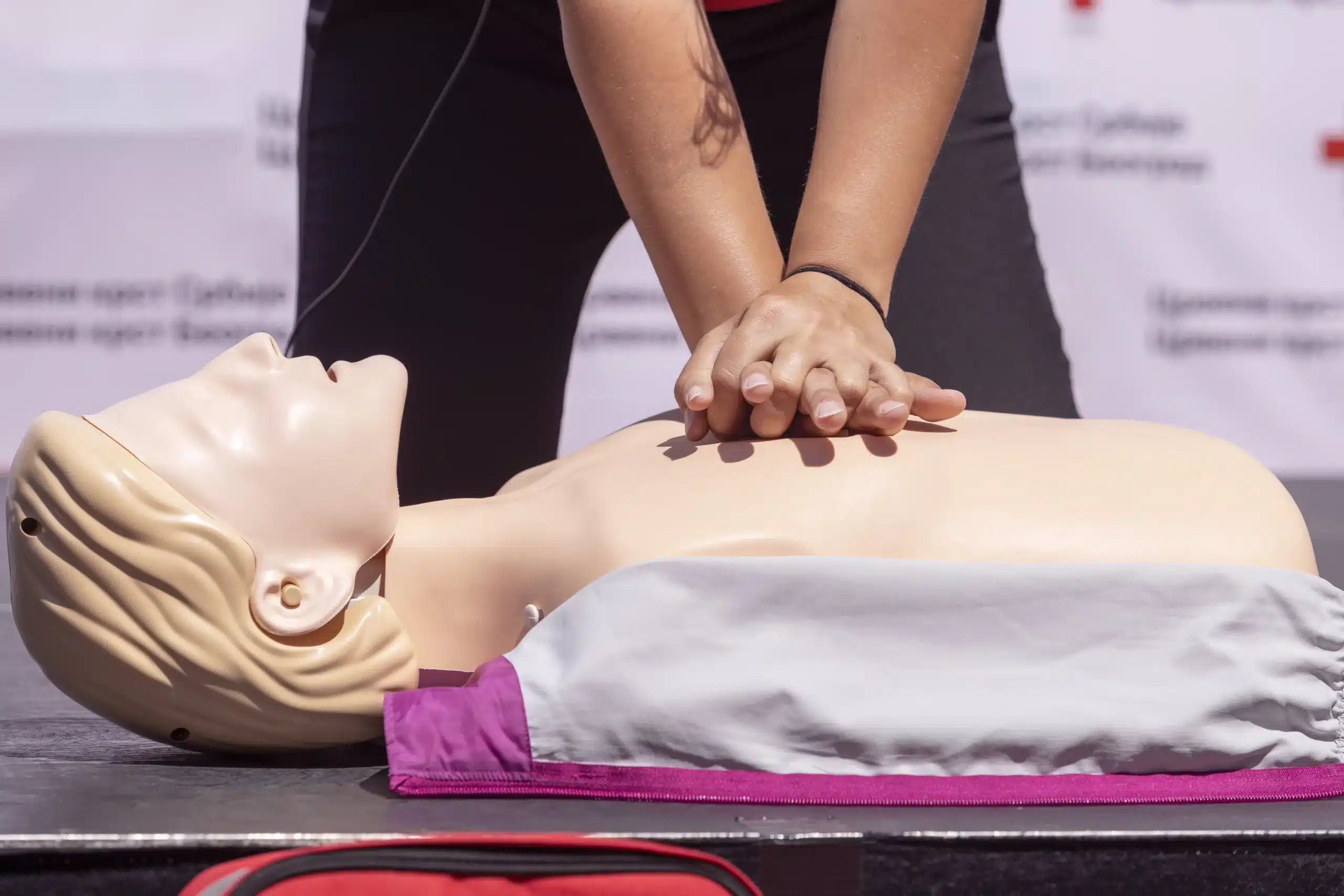 Find CPR Courses Near Me: Your Certification Guide